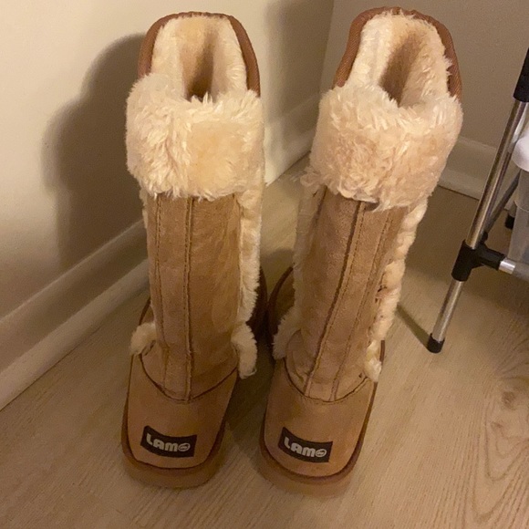 Lamo Fall Shoes - Picture 1 of 4